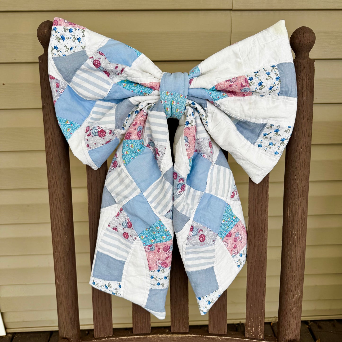 Wedding Ring Quilted Bow Door Hanger