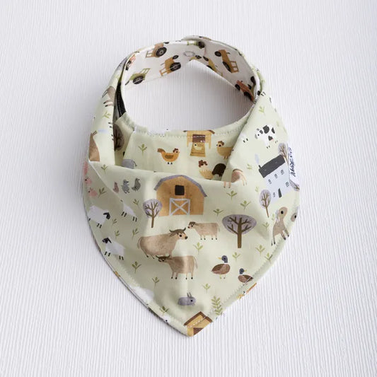Gender neutral farm print baby bib, revrsible.