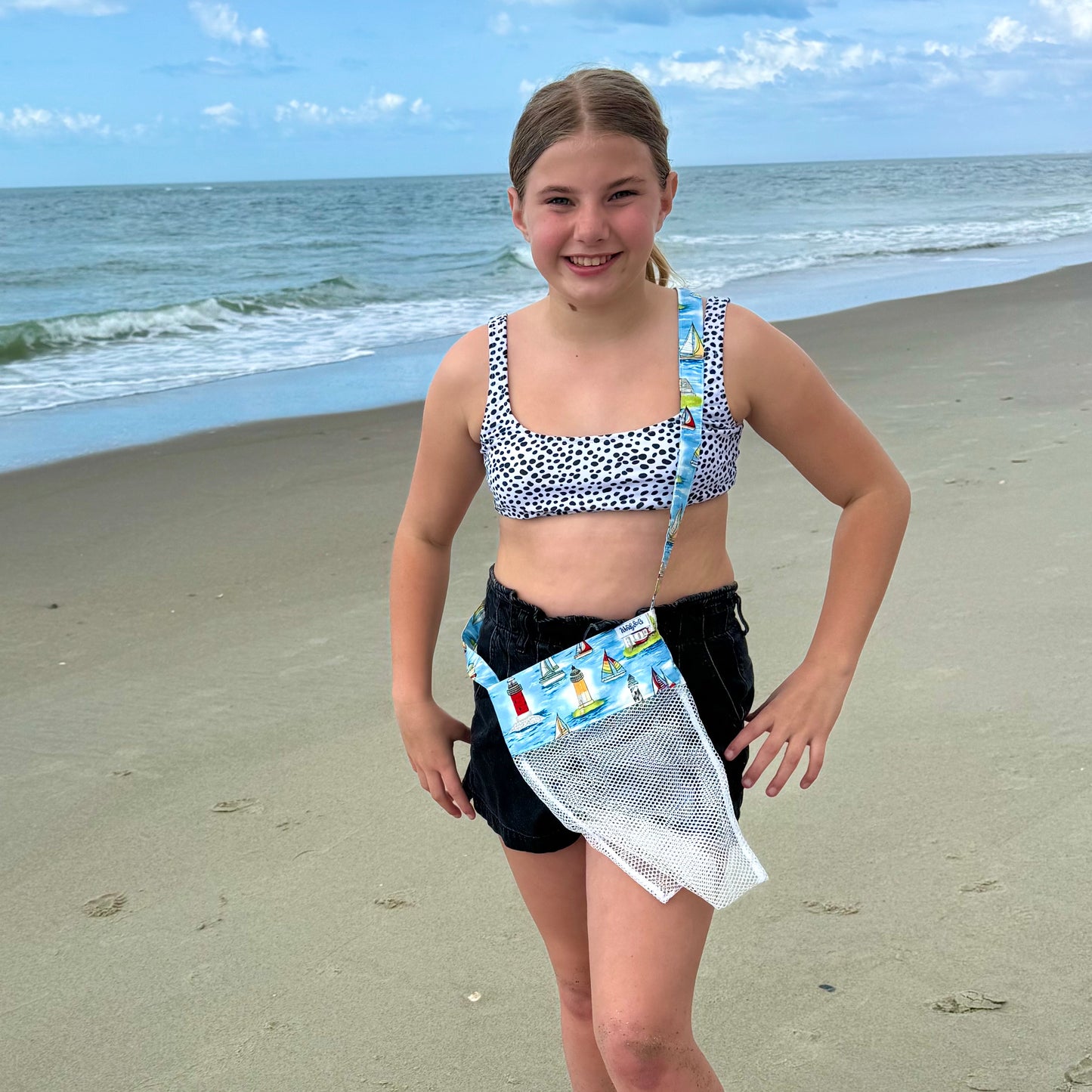 Ocean Vibes Shell Collection Bag