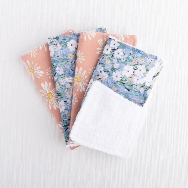 Washing cloth set in florals.