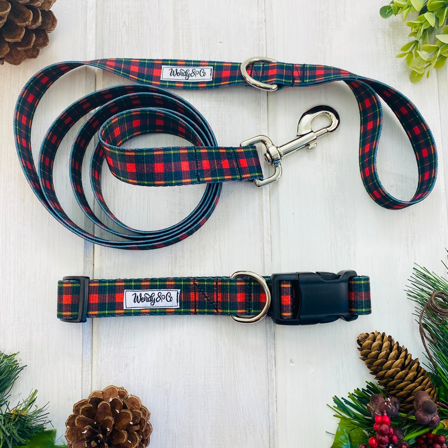 Red plaid printed dog collar and leash.