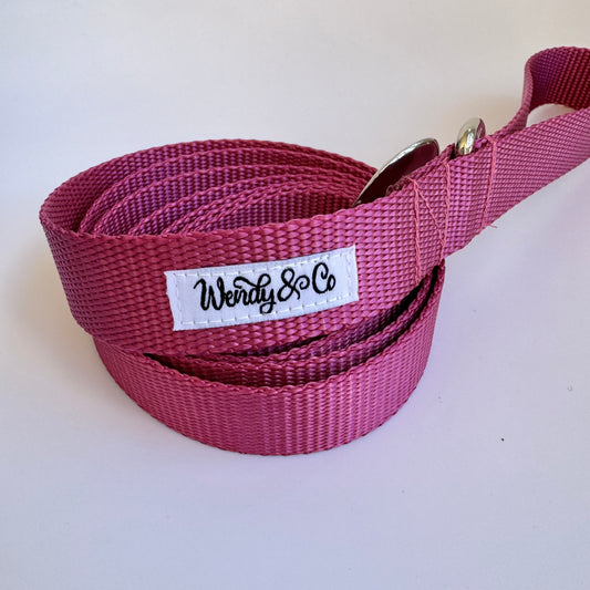 Mauve pink solid color leash for dogs.