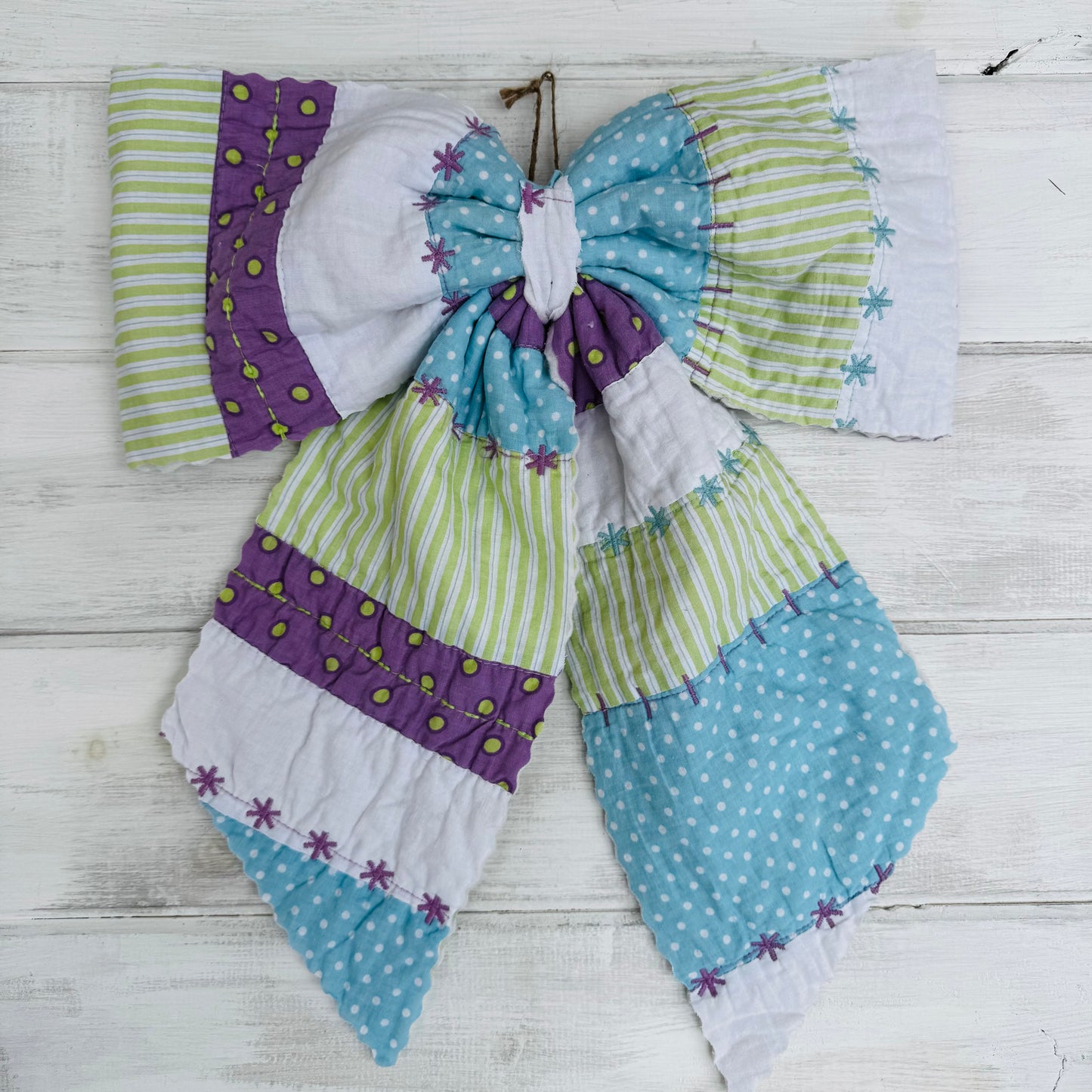 Spring Quilted Bow Door Hanger