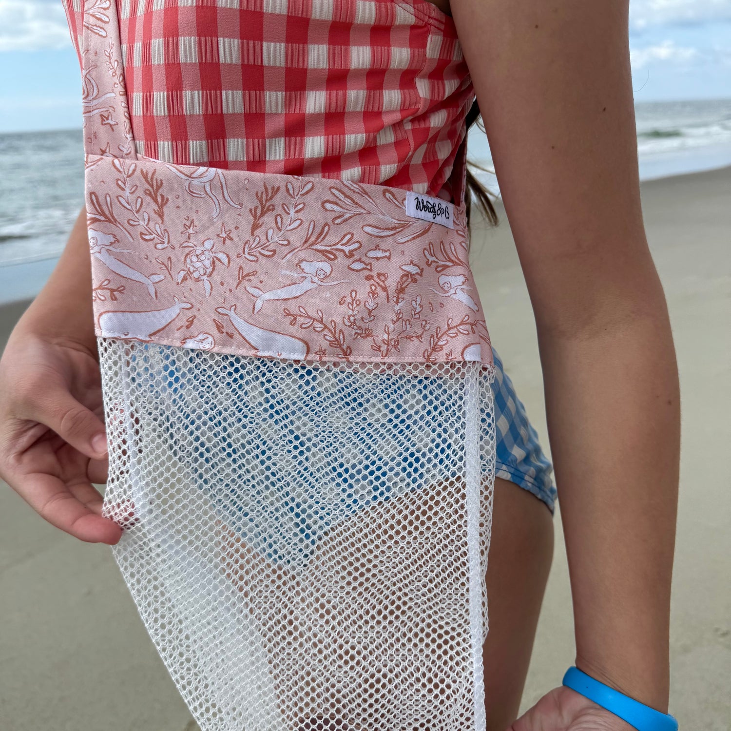 Girl with crossbody shell bag