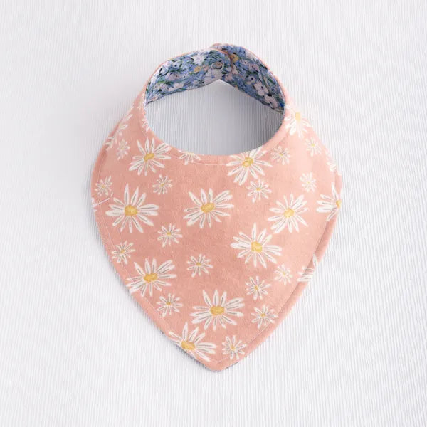 Reversible baby bib in pink daisy floral.
