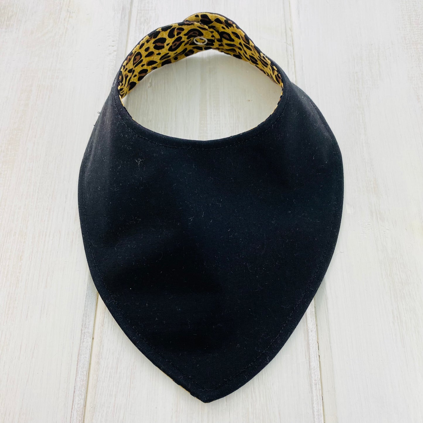 Reversible bandana bib for girls, baby shower gift, reversible brown cheetah print to black bib.