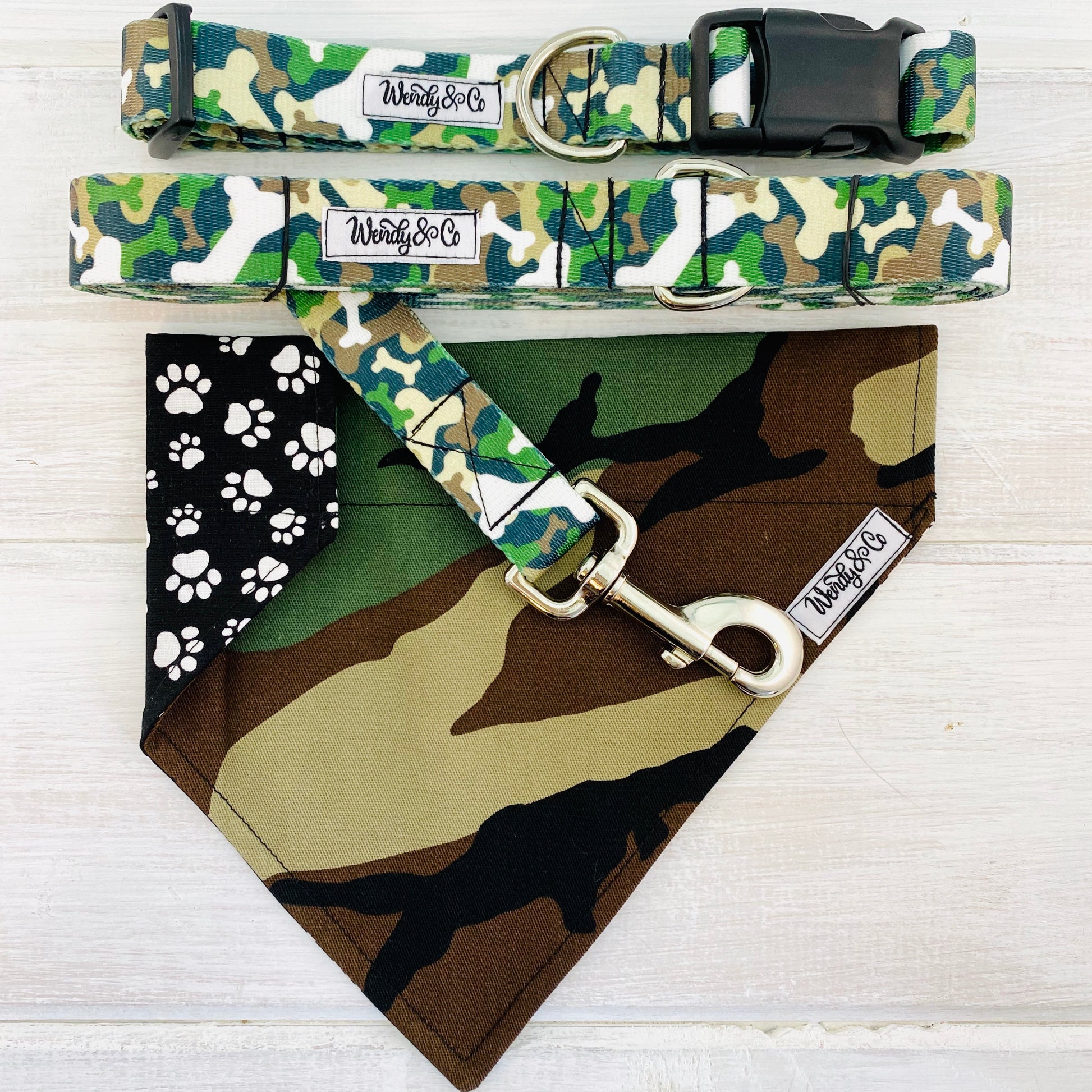 Green Camouflage dog leash, collar and matching bandana.
